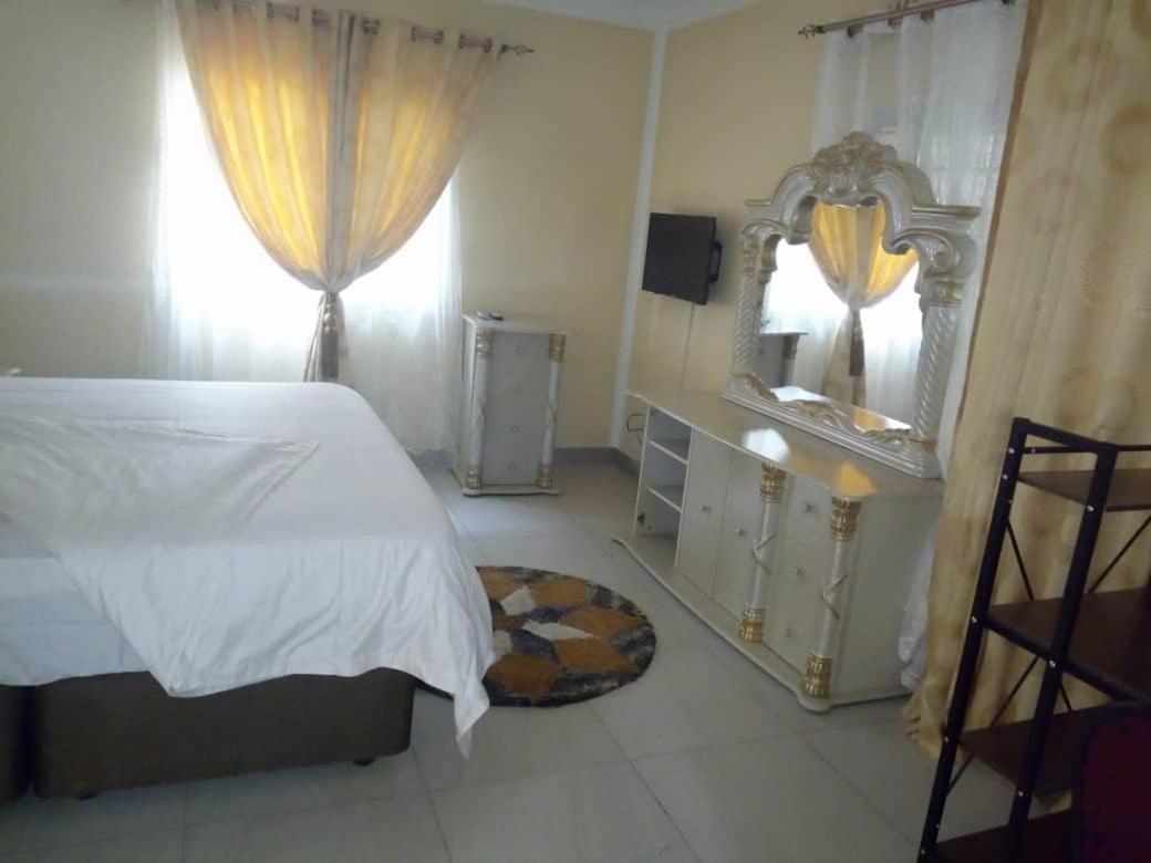 Colibri Inn Hotel Kolwezi المظهر الخارجي الصورة