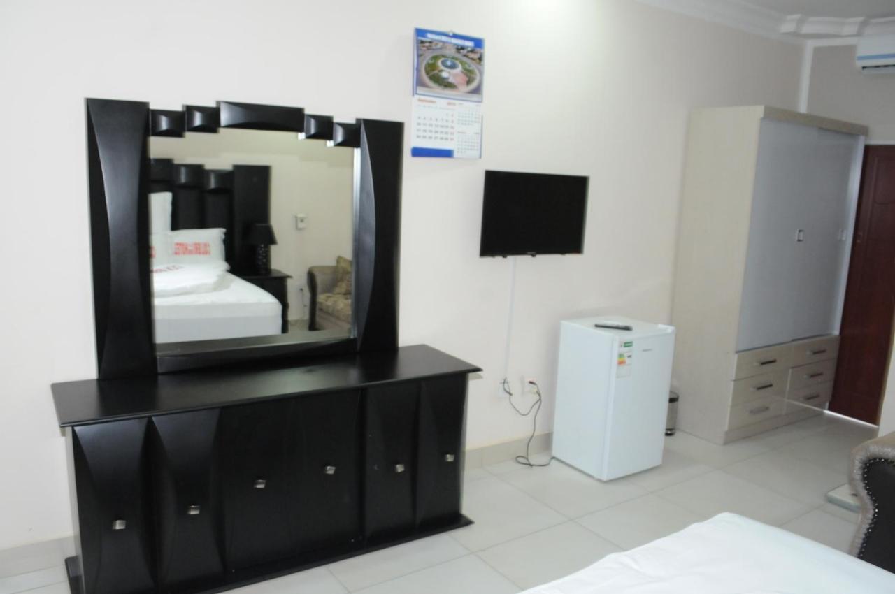 Colibri Inn Hotel Kolwezi المظهر الخارجي الصورة