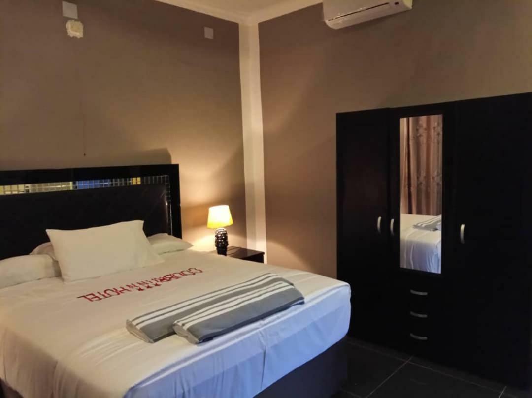 Colibri Inn Hotel Kolwezi المظهر الخارجي الصورة