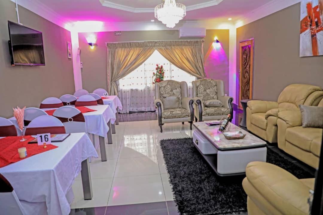 Colibri Inn Hotel Kolwezi المظهر الخارجي الصورة